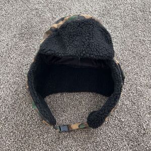 NWT boys camo trapper hat